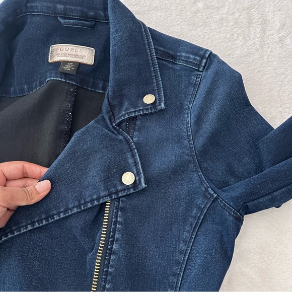 GUESS Los Angeles Slim Fit Denim Biker Jacket in Sky Wash Size Small - Picture 9 of 12